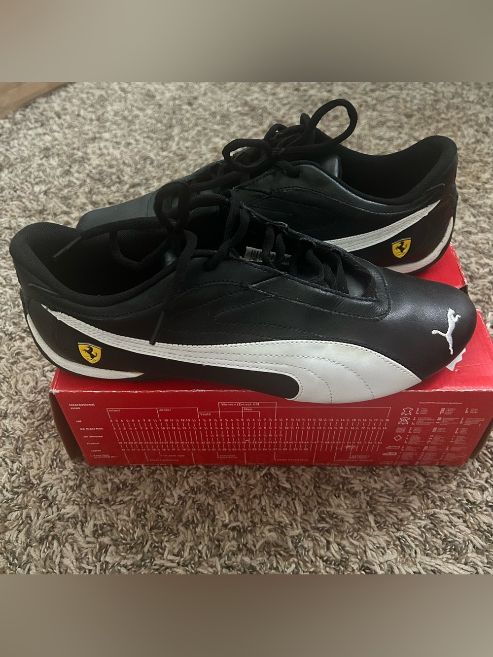 Puma x Ferrari Black & White Scuderia Ferrari Speedcat
